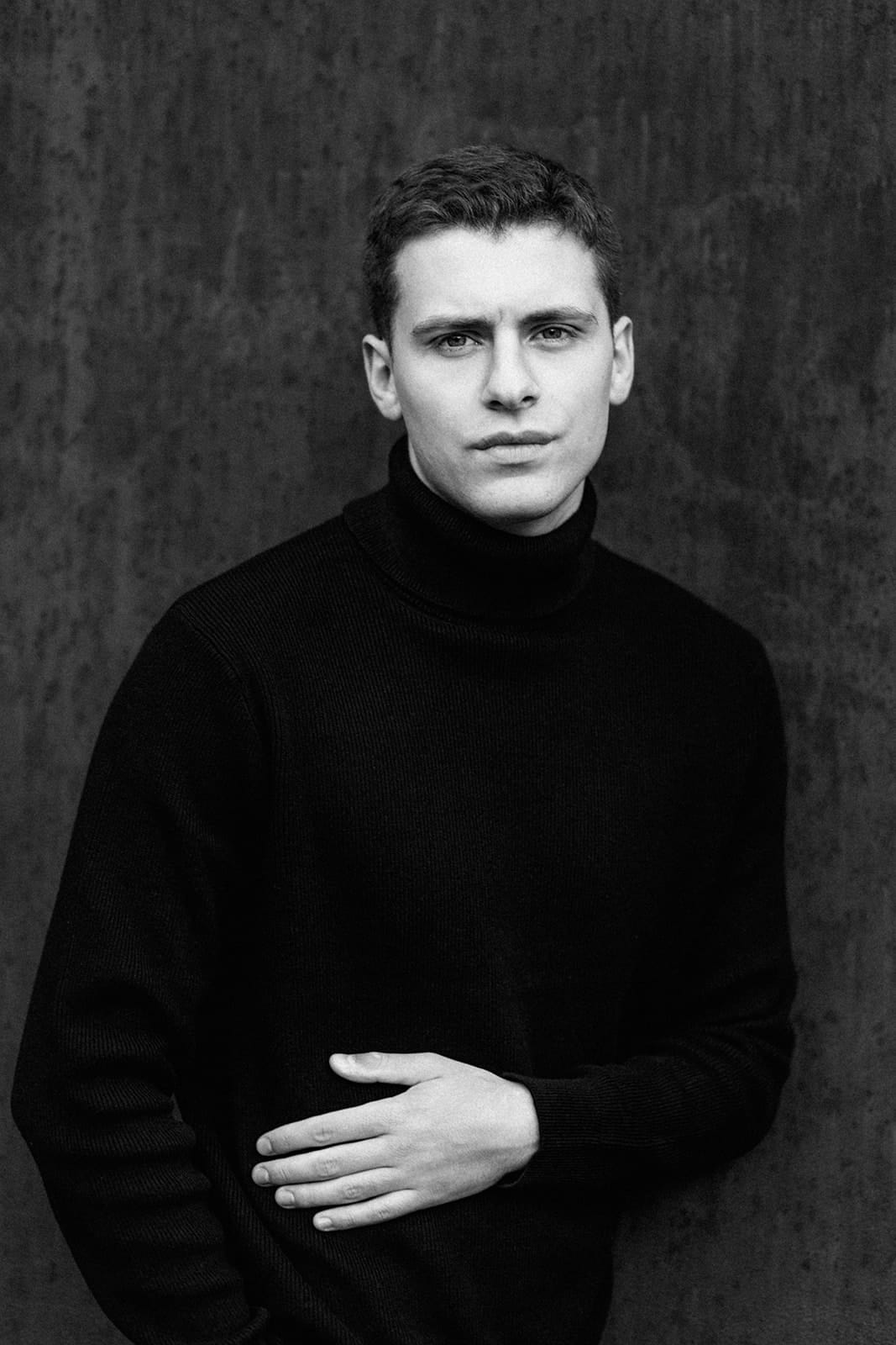 Valon Krasniqi – Schauspieler Portrait / Headshot